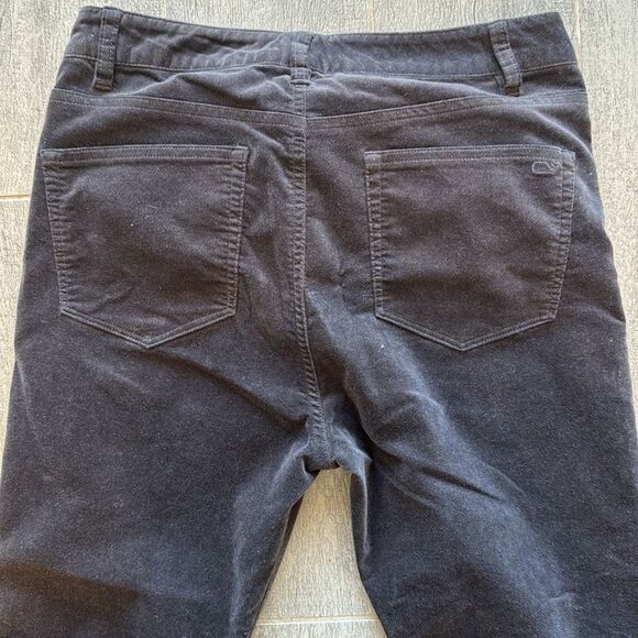 Women’s Vineyard Vines Dark Gray Velour Pants (Sz. 4) preloved great condition - Picture 6 of 7